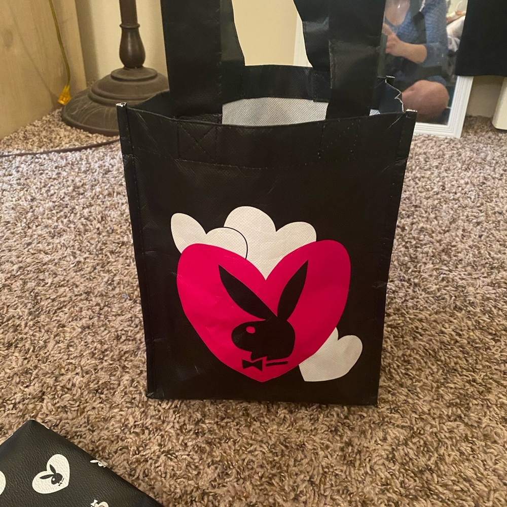 PLAYBOY BUNDLE 1 - Picture 3 of 16